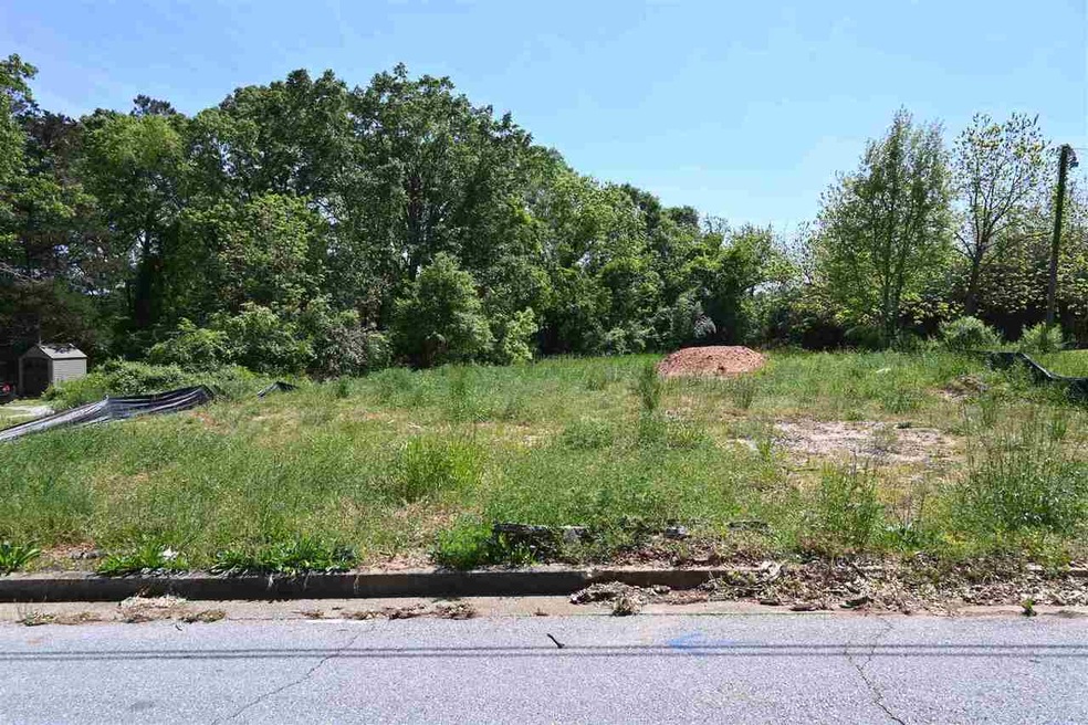 168 Whiteline St, Jonesboro, GA 30236 - photo 1