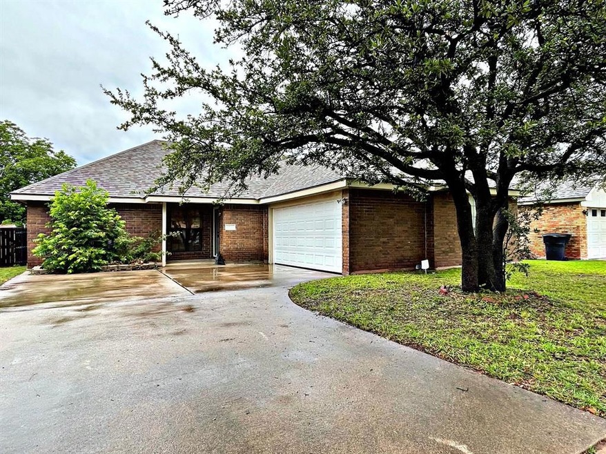 3926 Craig Dr, Abilene, TX 79606 - photo 1