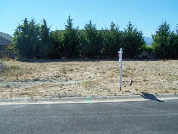 1821 SW I St, Grants Pass, OR 97526 - photo 1