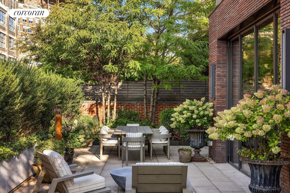 Sold $39,995,000 • Co-Listing Agent