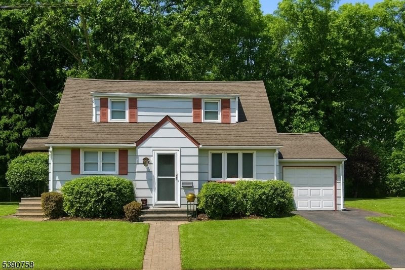 798 Pinewood Rd, Union, NJ 07083 - photo 1