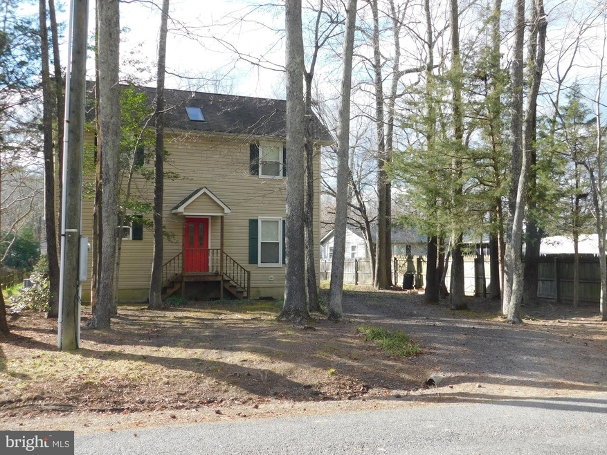 343 Lake Dr, Colonial Beach, VA 22443 - photo 1