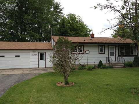 11081 N Jennings Rd, Clio, MI 48420 - photo 1