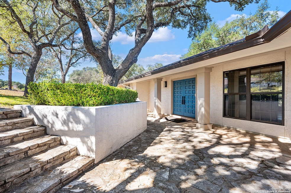 29224 Seabiscuit Dr, Boerne, TX 78015 - photo 1