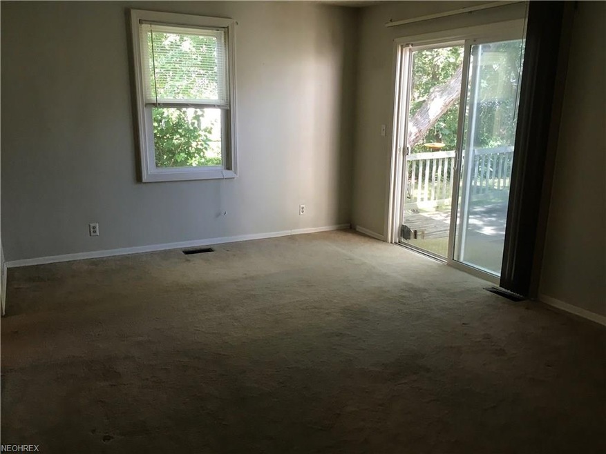 2567 E 38th St, Lorain, OH 44055 - photo 1