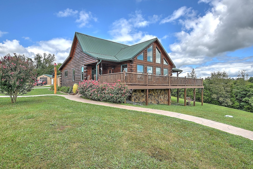 Sold $580,000