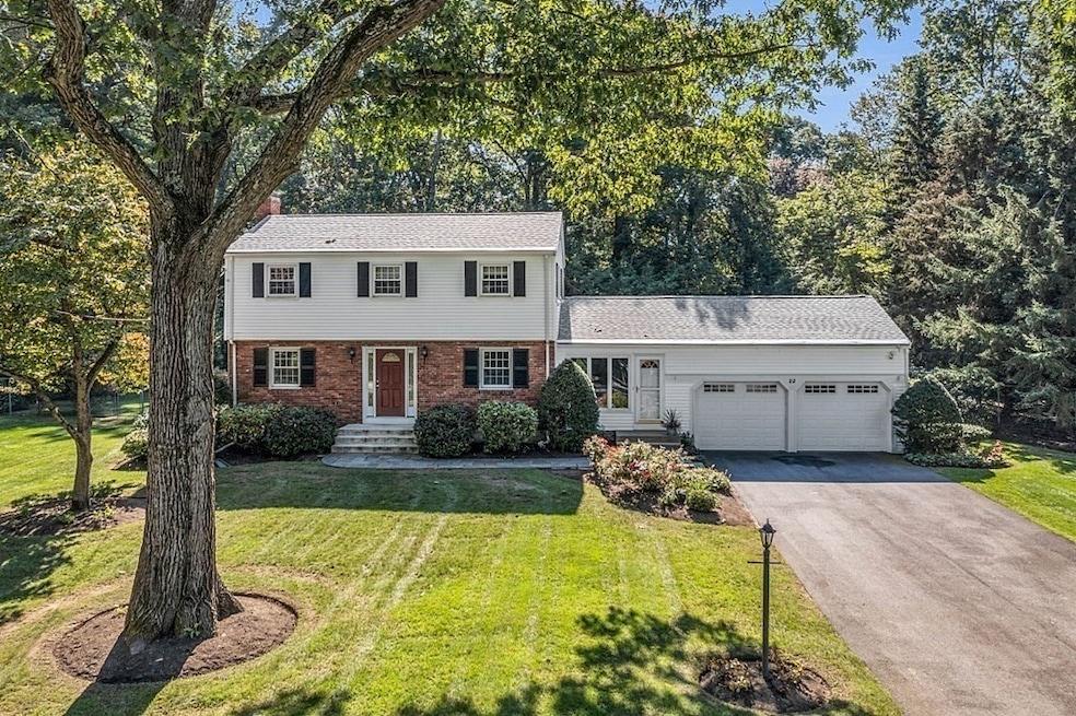 22 Strawberry Hill Rd, Andover, MA 01810 - photo 1