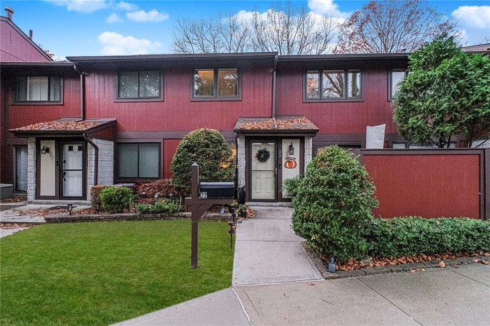 22 Pierpont Place unit 349, Staten Island, NY 10314 - photo 1