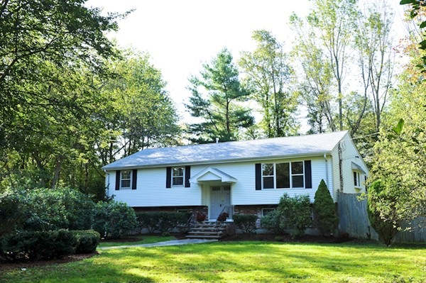39 Stinson Rd, Andover, MA 01810 - photo 1