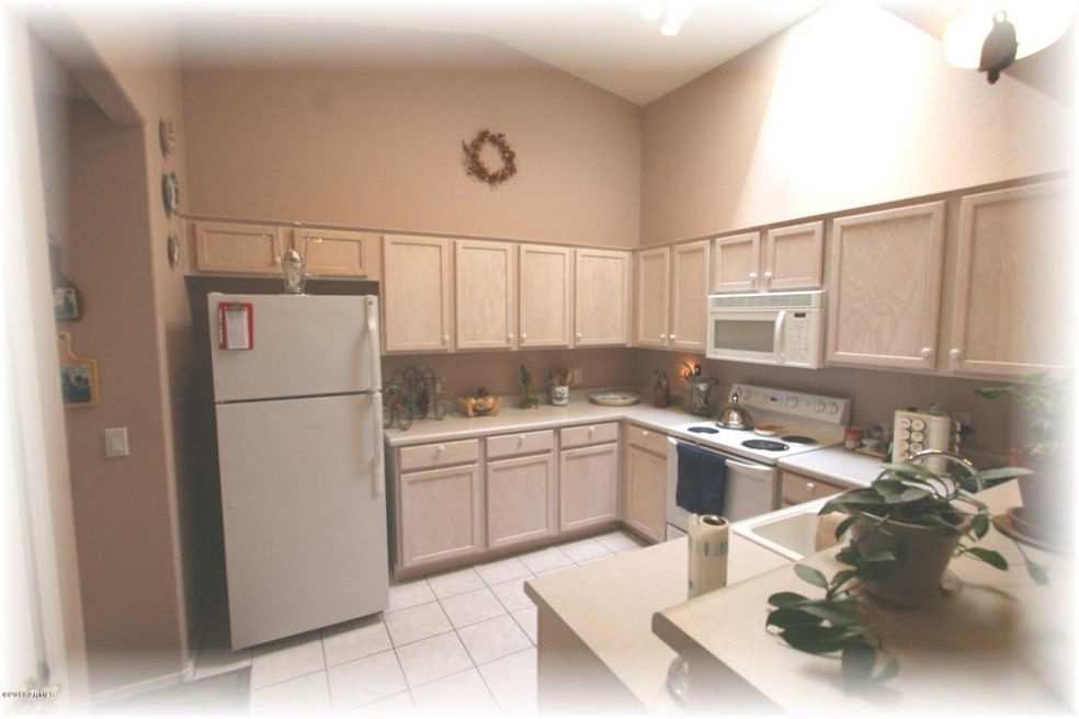 7 - KITCHEN