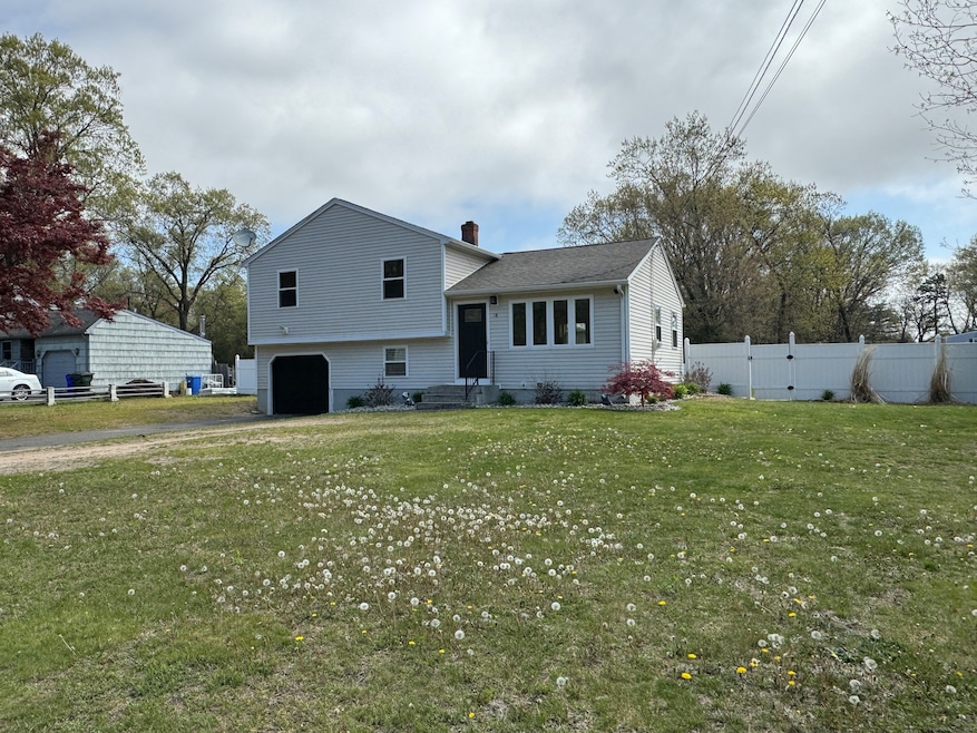 18 Pine Hill Rd, Windsor Locks, CT 06096 - photo 1