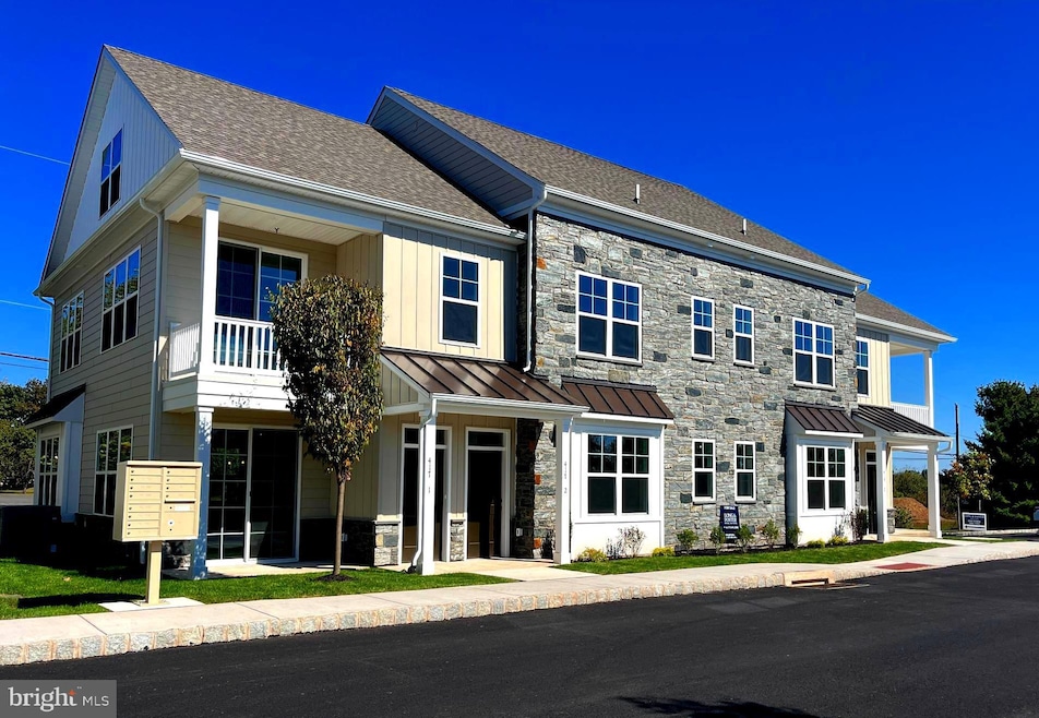 For Sale $555,000 • Co-Listing Agent