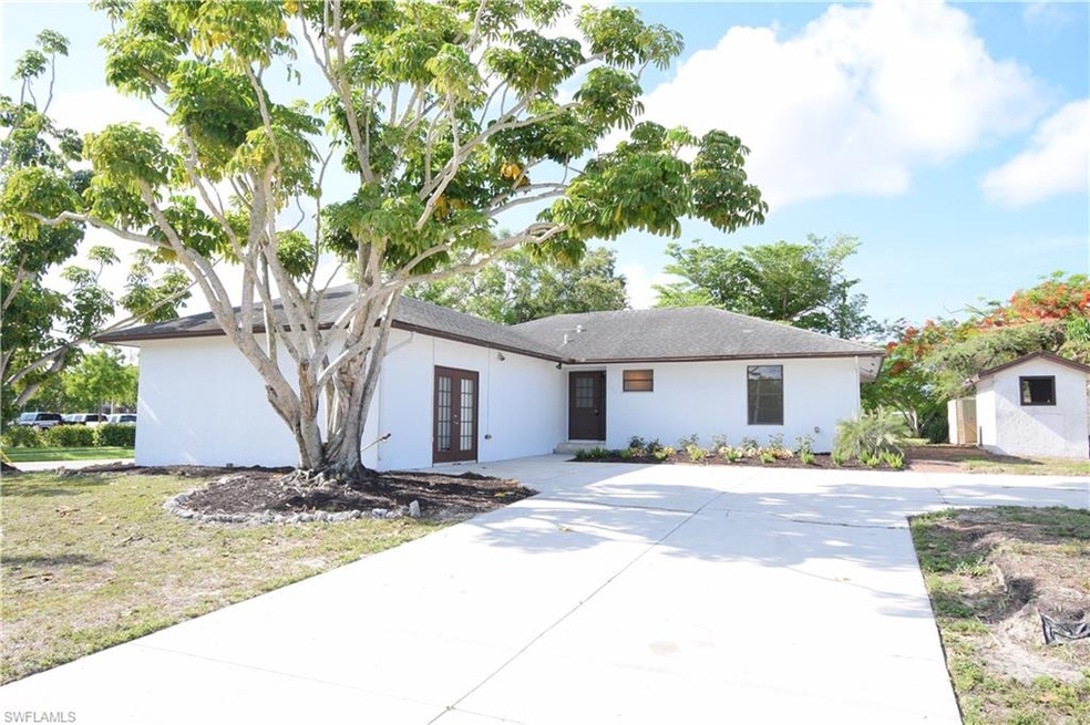 1386 Trail Terrace Dr, Naples, FL 34103 - photo 1