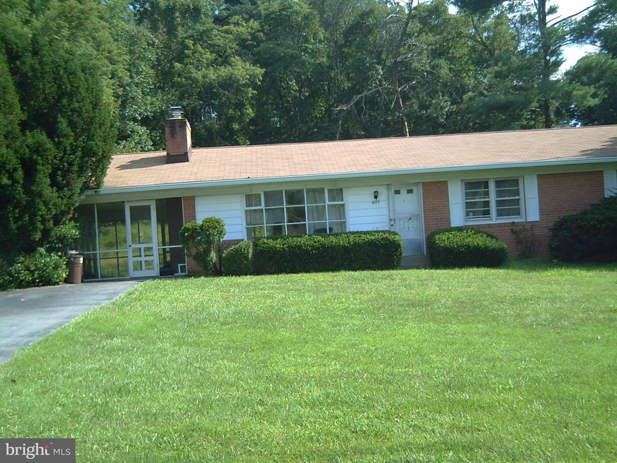 8517 Pineway Dr, Laurel, MD 20723 - photo 1