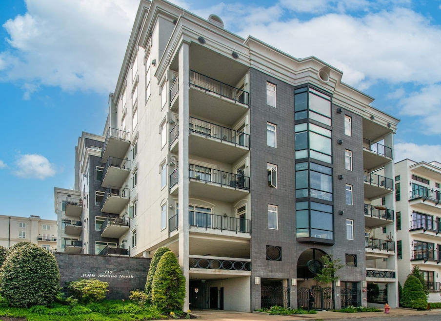117 30th Ave N unit 601, Nashville, TN 37203 - photo 1