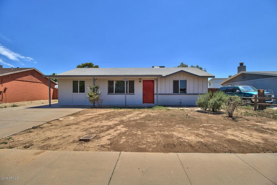 01-Front-of-Home-01-4