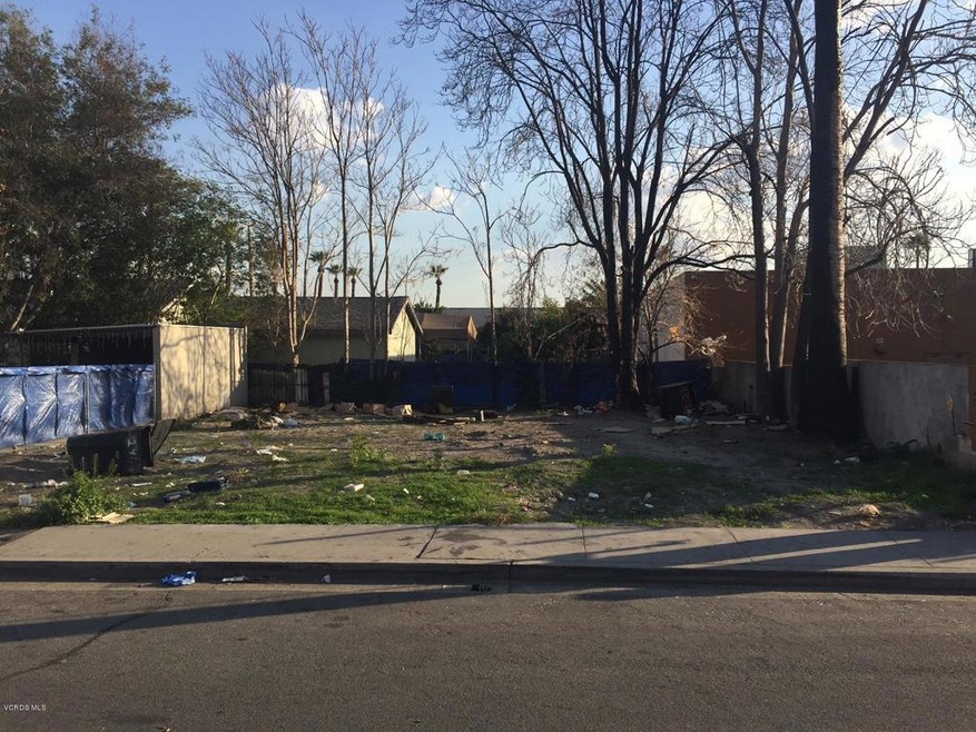 323 W 13th St, San Bernardino, CA 92405 - photo 1