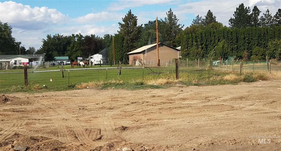 778 W Main St, Weiser, ID 83672 - photo 1