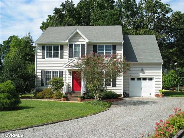 Exterior Front - Welcome to 2824 Willbrook Drive! 