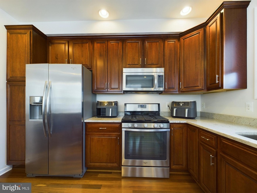 43181 Loudoun Reserve Dr, Ashburn, VA 20148 - photo 1