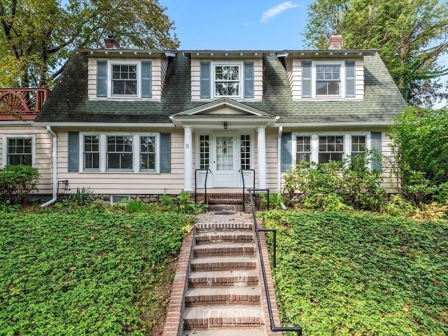 8 Montvale Rd, Worcester, MA 01609 - photo 1