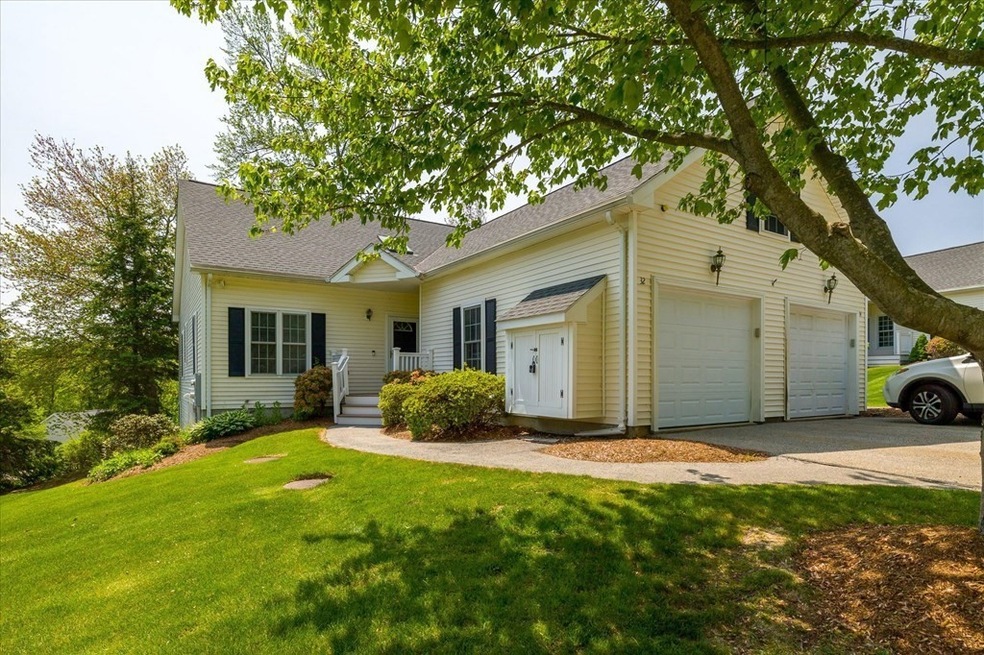 32 William Onthank Ln, Southborough, MA 01772 - photo 1