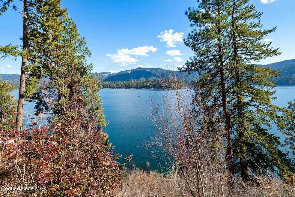 Beautiful Hayden Lake homesite