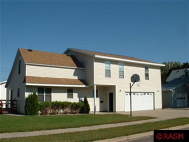 1010 12th St N, New Ulm, MN 56073 - photo 1