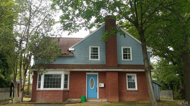 446 Robin Rd, Allentown, PA 18104 - photo 1