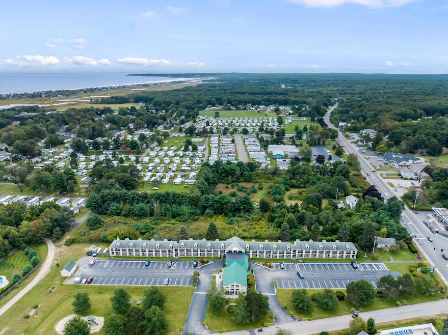 733 Post Rd unit 225, Wells, ME 04090 - photo 1