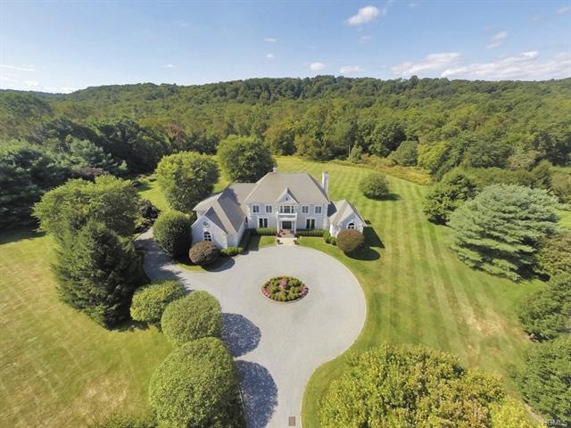 9 Henkers Farm Ln, Bedford, NY 10506 - photo 1