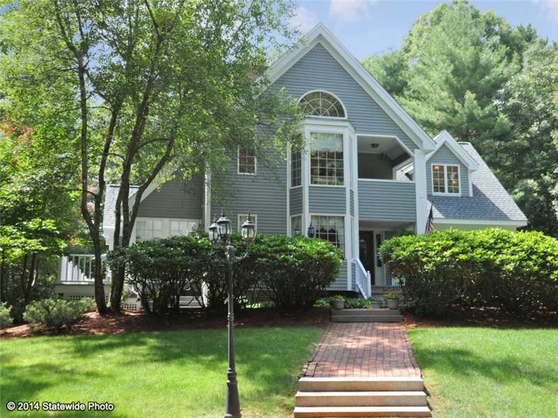 54 Cody Dr, North Scituate, RI 02857 - photo 1