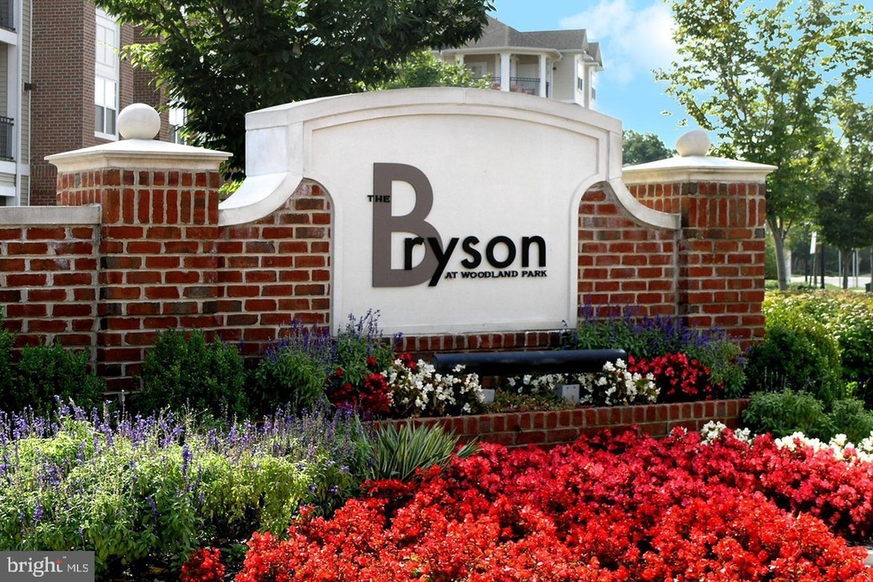 12925 Centre Park Cir unit 209, Herndon, VA 20171 - photo 1