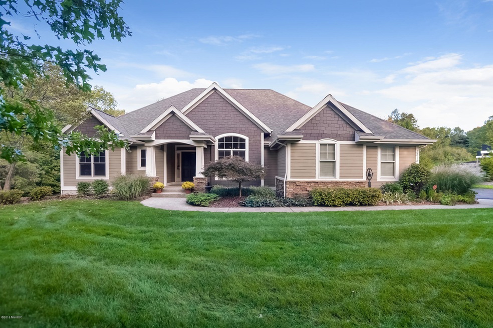 001-Front_View-3295795-large