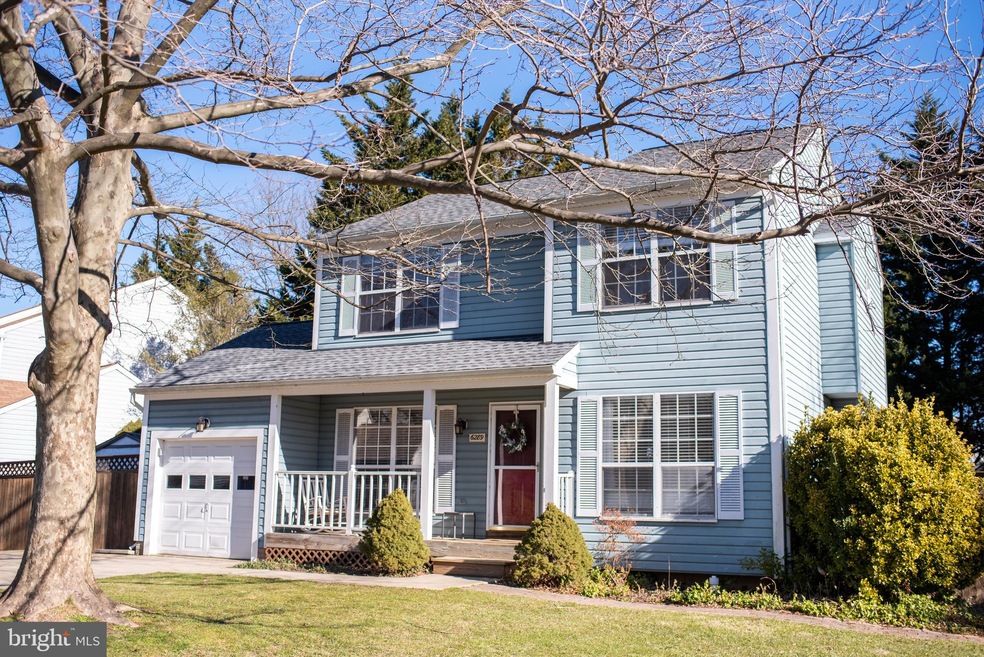 6289 Pinyon Pine Ct, Sykesville, MD 21784 - photo 1