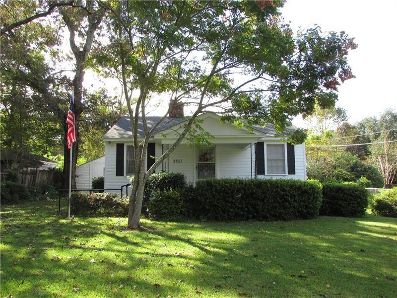 Precious cottage in walking distance to South Alab