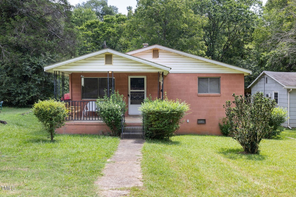 762 Hillsboro St, Pittsboro, NC 27312 - photo 1