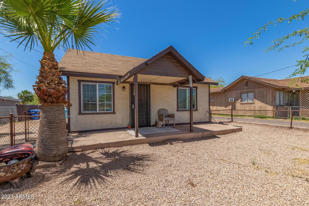 1926 N 26th Place, Phoenix, AZ 85008 - photo 1