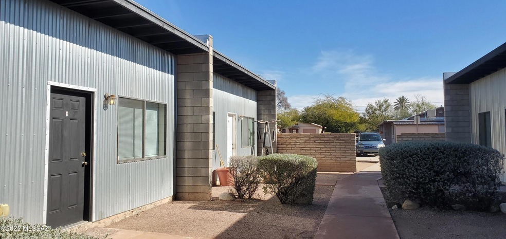 2921 N Geronimo Ave unit 8, Tucson, AZ 85705 - photo 1