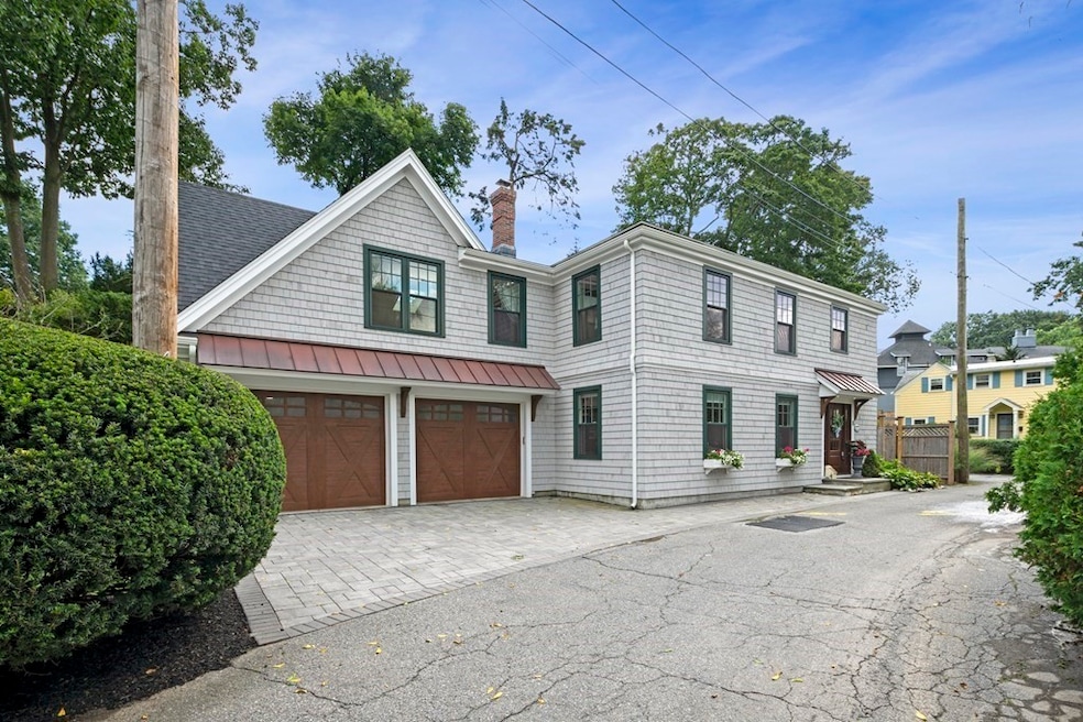 8 Littles Point Ln, Swampscott, MA 01907 - photo 1