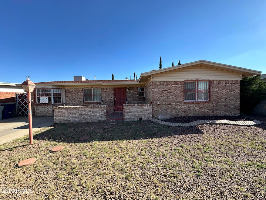 5736 Port Lavaca Dr, El Paso, TX 79924 - photo 1