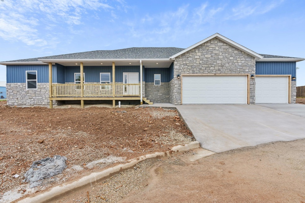 1-web-or-mls-20220606-DSC08142