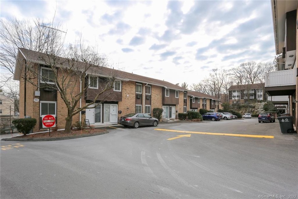 59 Rock Spring Rd unit 26, Stamford, CT 06906 - photo 1