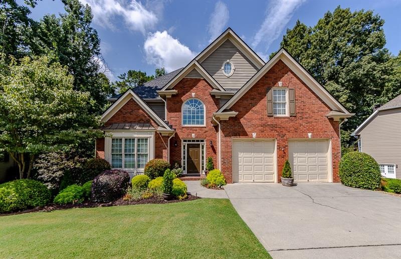 Light filled updated home in sought after Apalache