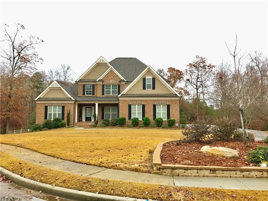 Large Cul de Sac Lot, over a half acre Plenty of P
