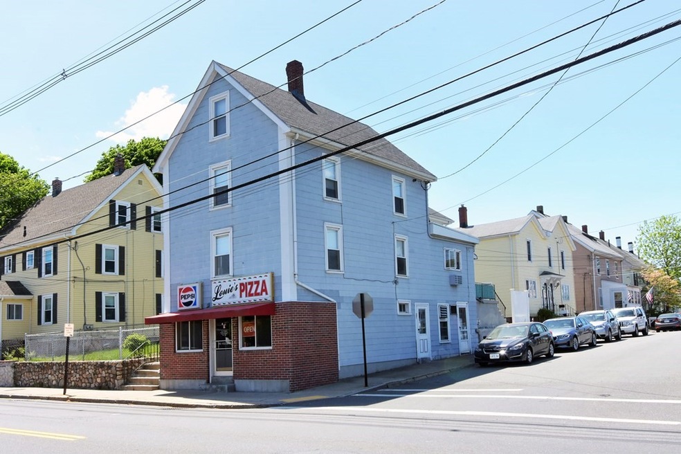 118 Main St unit 3, Woburn, MA 01801 - photo 1