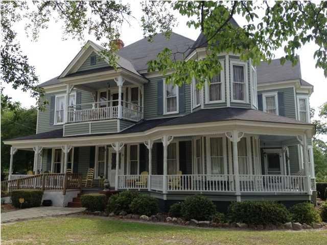 902 N Isabella St, Sylvester, GA 31791 - photo 1