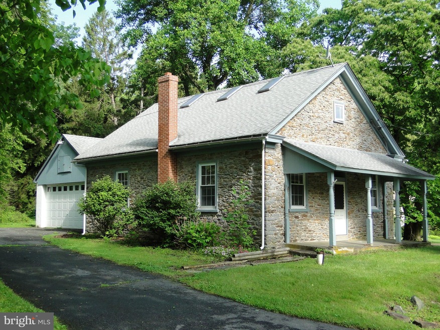 1230 Nursery Rd, Green Lane, PA 18054 - photo 1