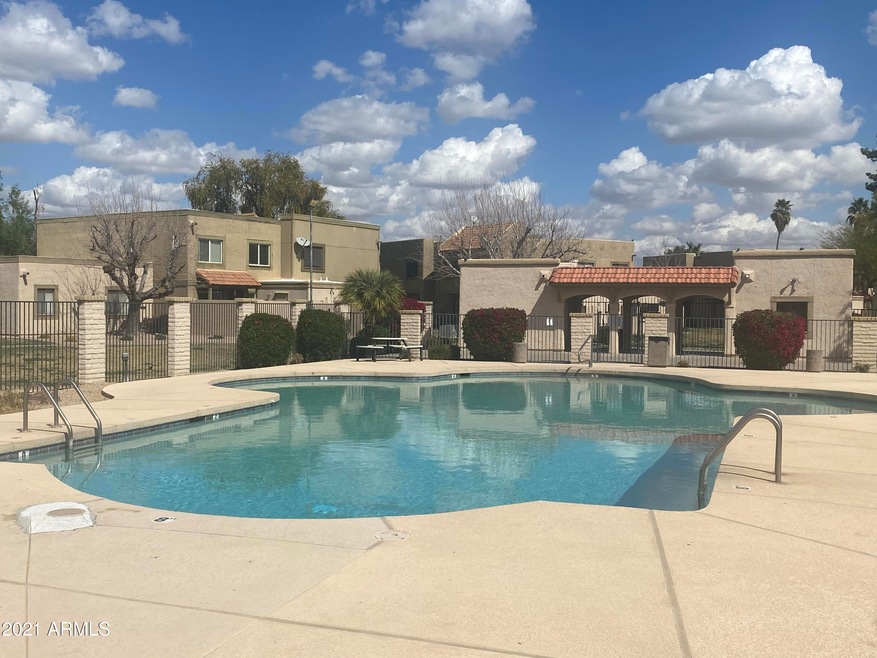 954 E Diamond Dr, Tempe, AZ 85283 - photo 1