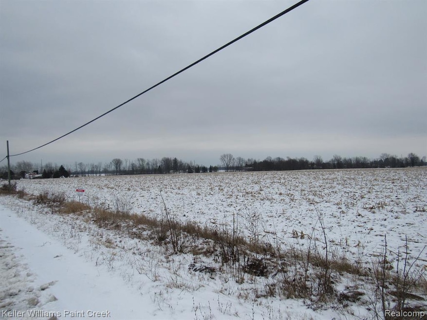 1420 E Pinconning Rd, Pinconning, MI 48650 - photo 1